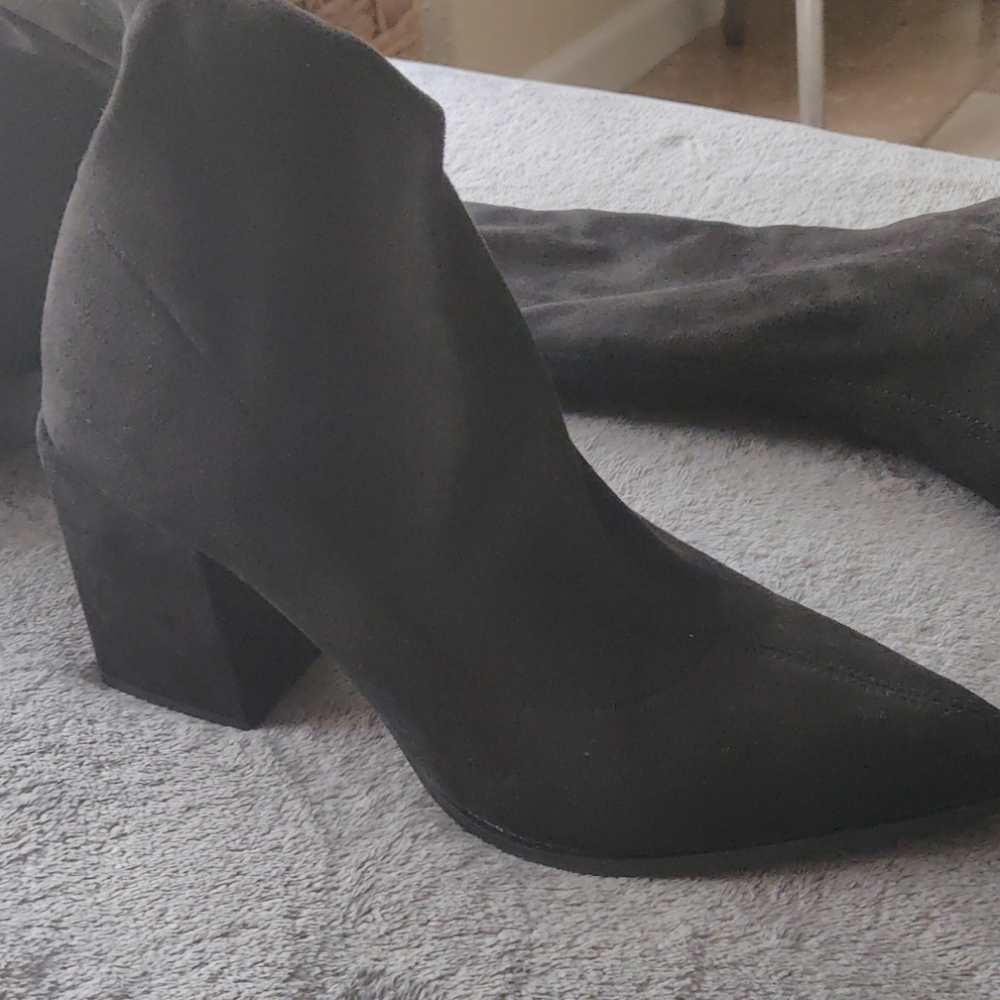 Thigh SHEIN high boots - Picture 2 of 3